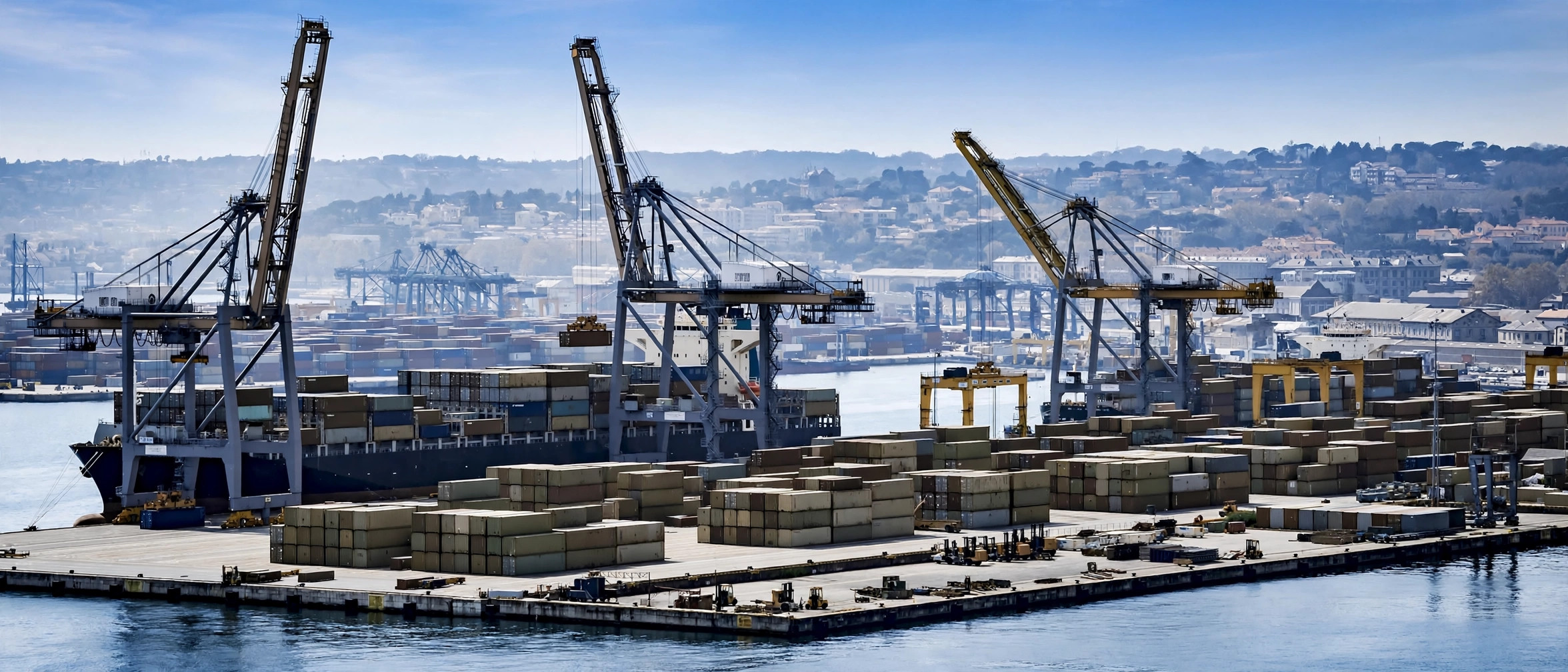 Représentant Autorisé UE pour les Équipements d'Entrepôt Importés : le Dossier Technique en Pratique