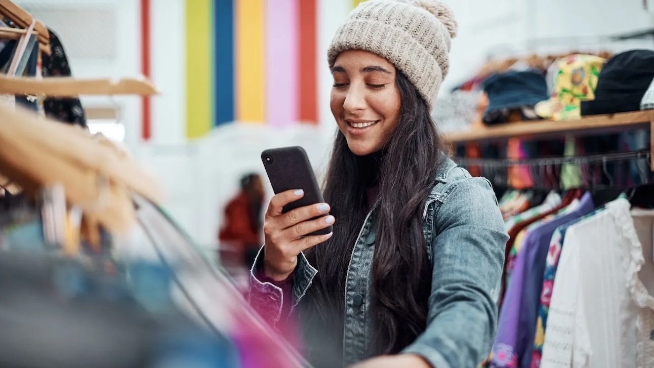 Retailers say extended peak shipping season winding down