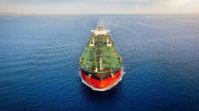 More Tankers Hit in Hormuz as U.S. Strikes Cargo Ship