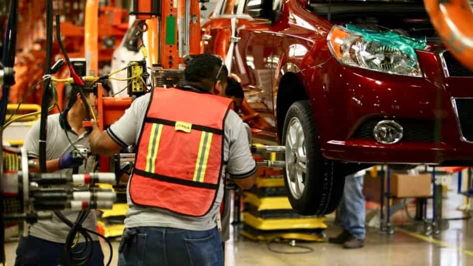 Borderlands Mexico: US takes 76% of vehicle exports as September shipments plunge