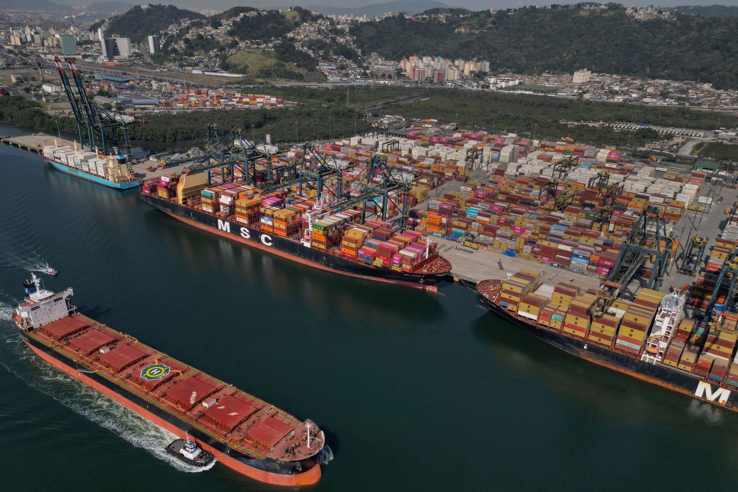 Carriers plan rate hikes on Asia-ECSA trade amid service changes