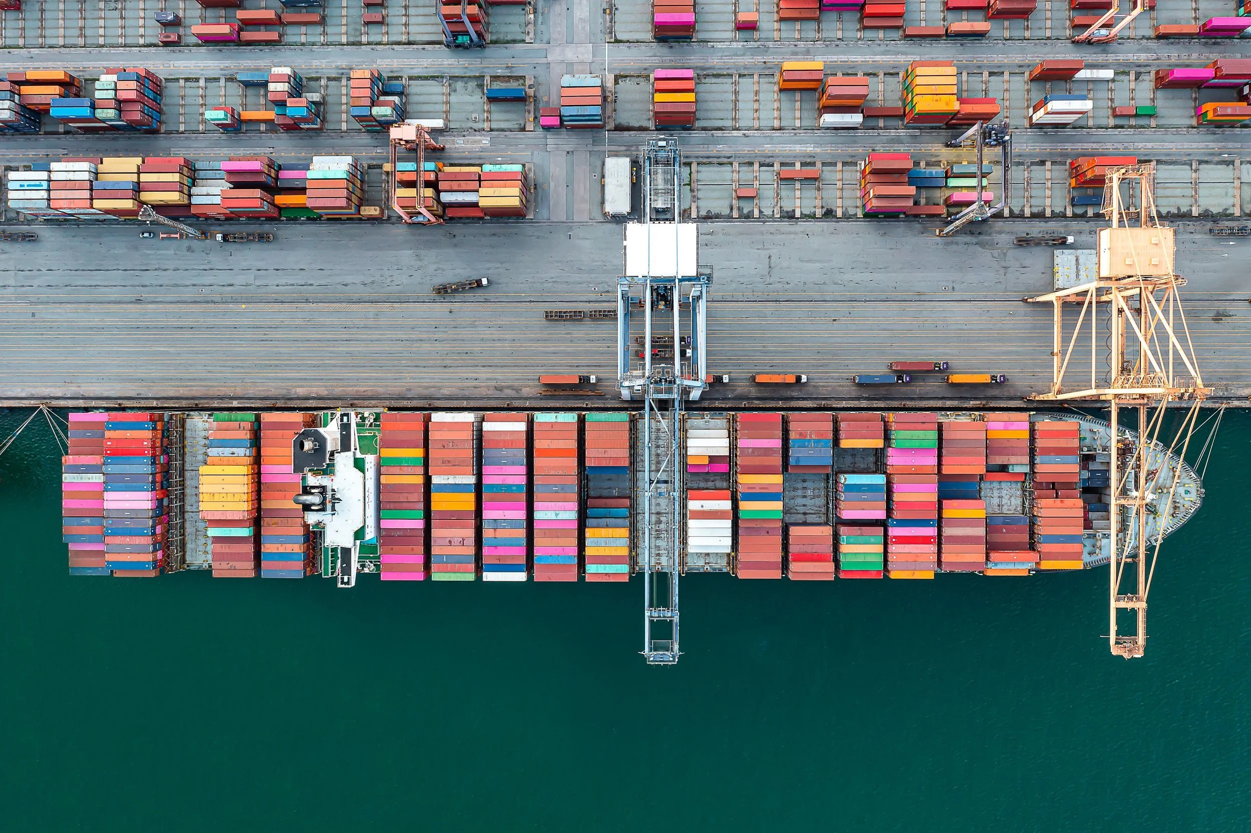 Asia-US container rates rise, could be at peak; liquid chem tanker rates ex-USG tick higher