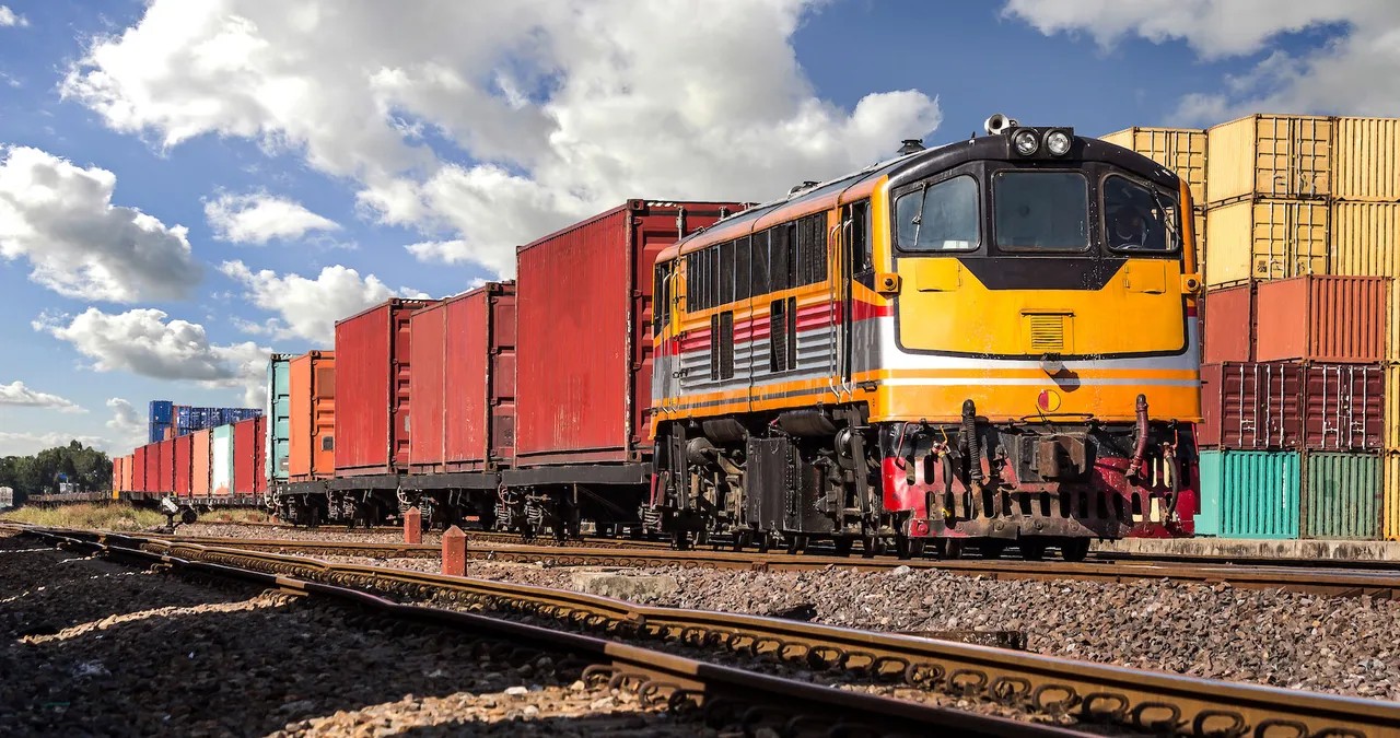 Intermodal Hits All-Time Highs as Truckload Stays Tight