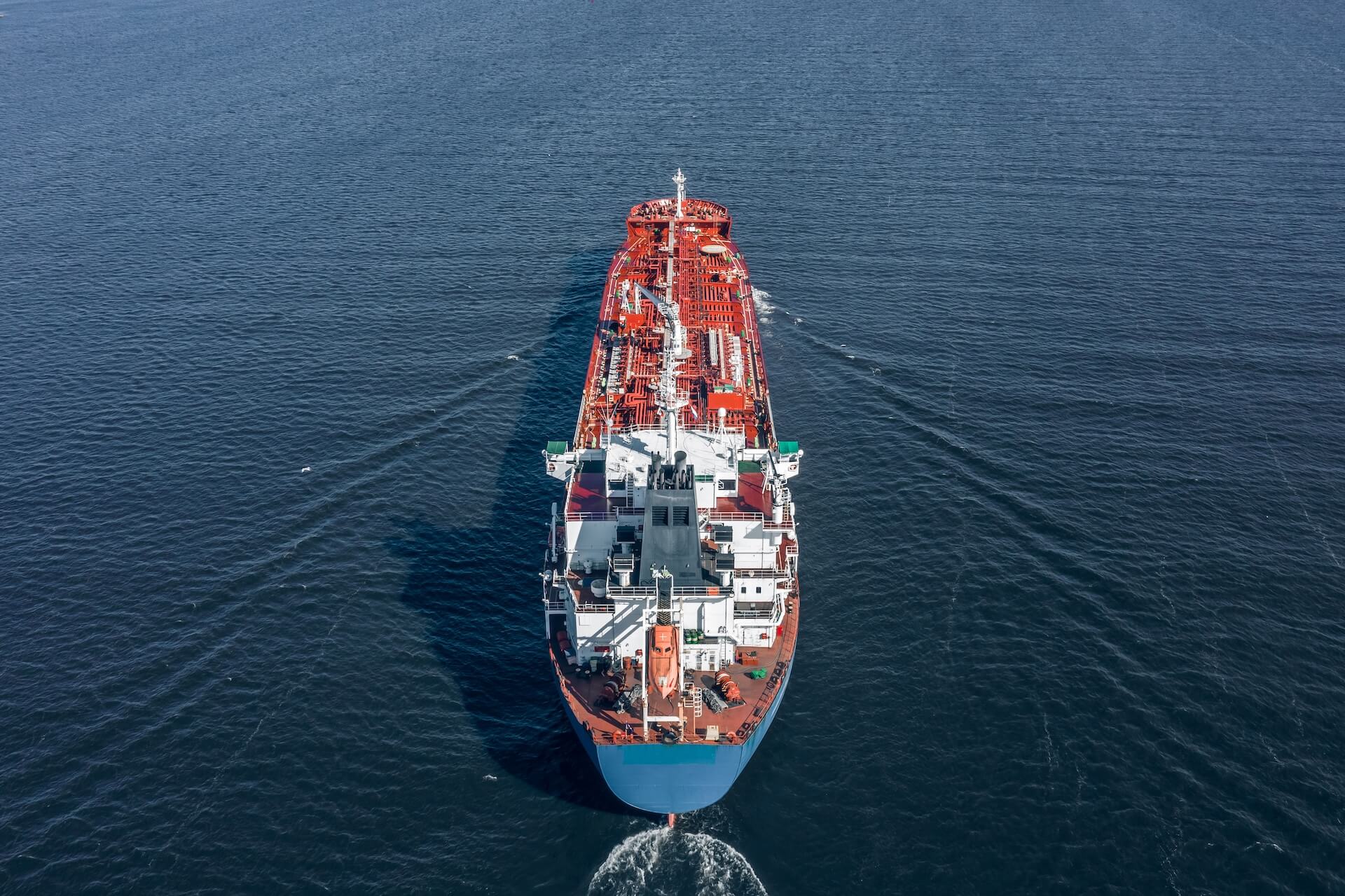 Iran’s Offshore Oil Stockpile Nears Exhaustion as Blockade Chokes New Supply