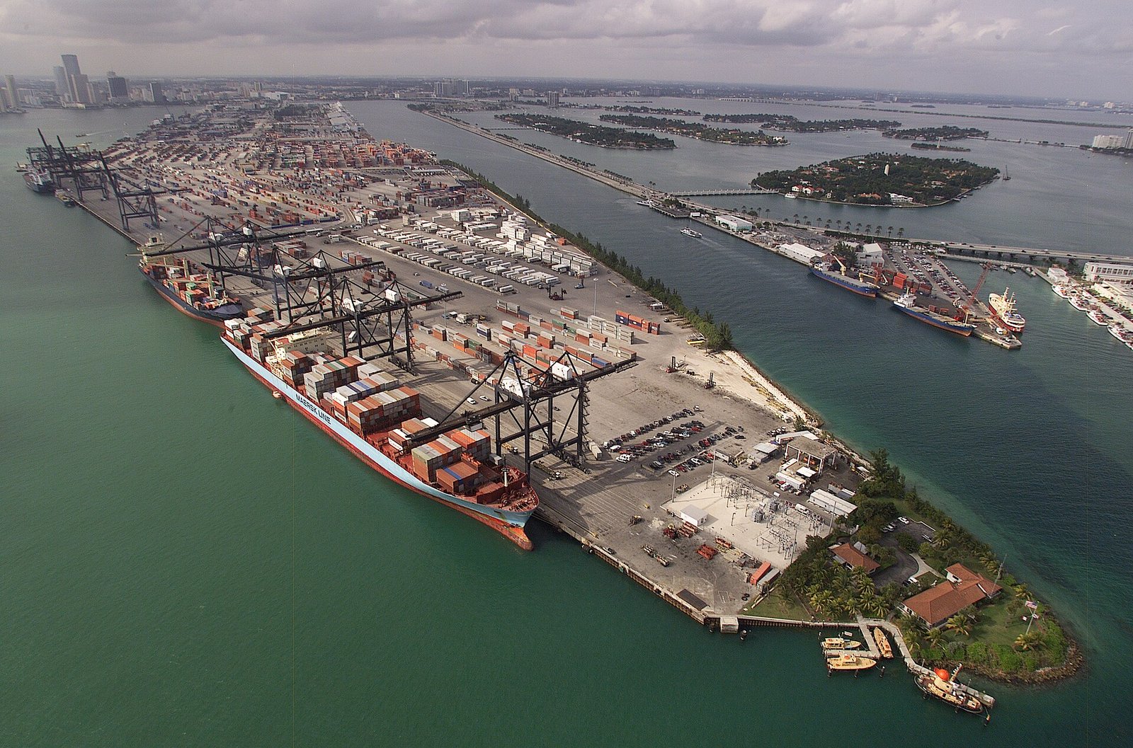 Port call optimisation pilot projects reveal significant emissions savings potential, new report shows