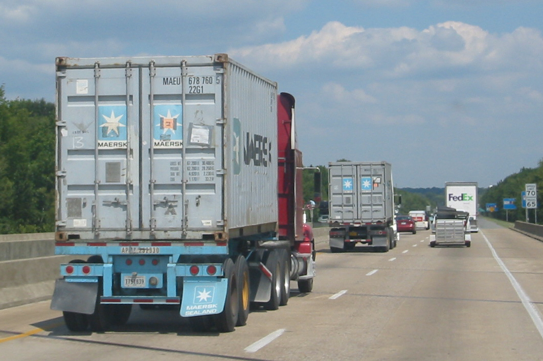 Trucking Rates Spike: Contracts at 52-Week High