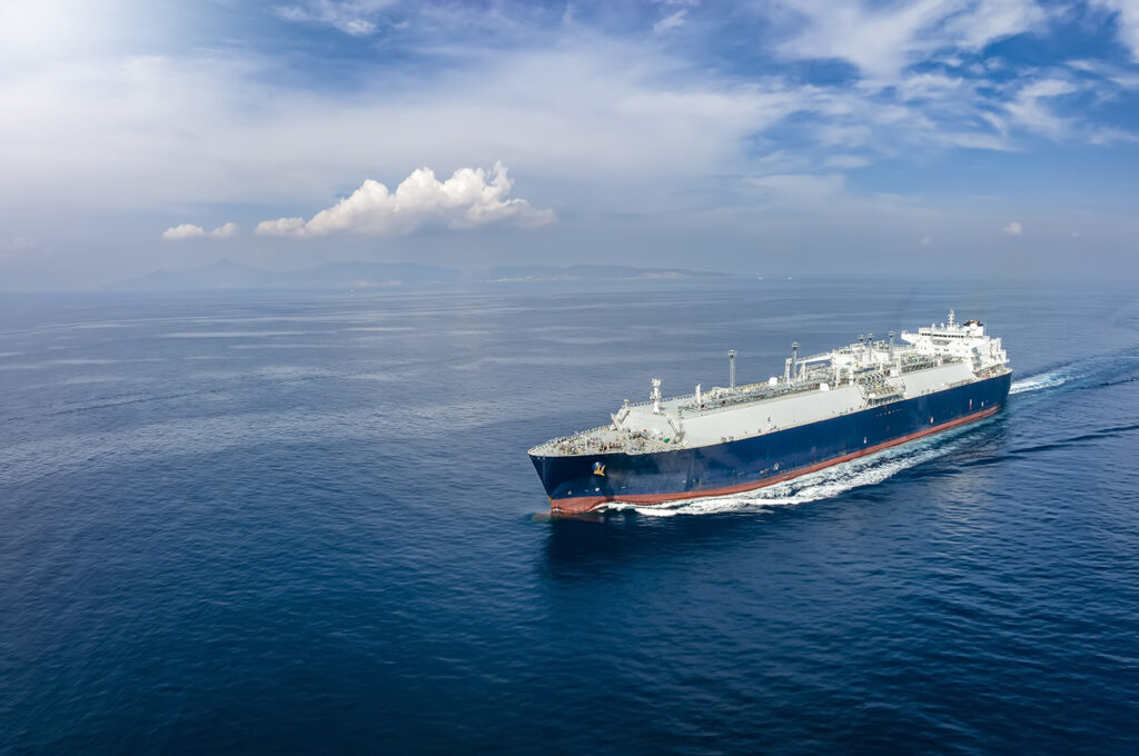 South Korea, China Clash Over LNG Carrier Market