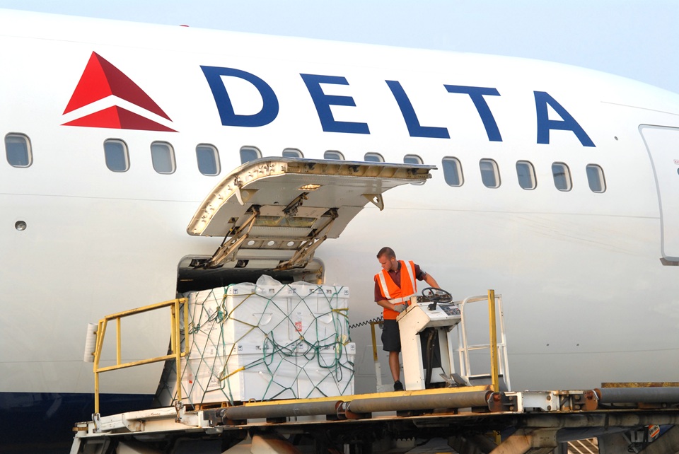 Delta Air Lines reports another strong increase in cargo revenues