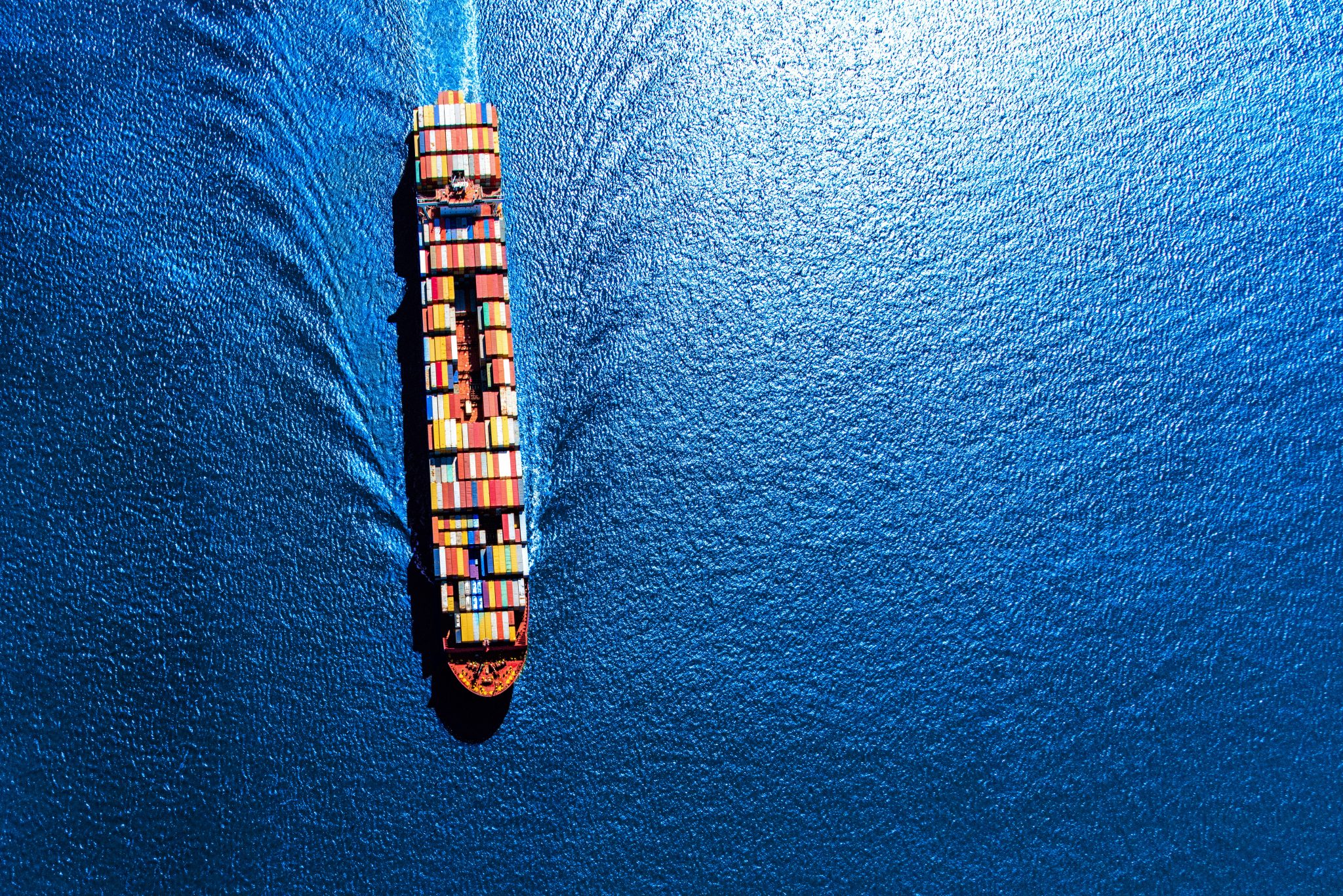 HMM to spend $1.6 billion on 12 new container ships