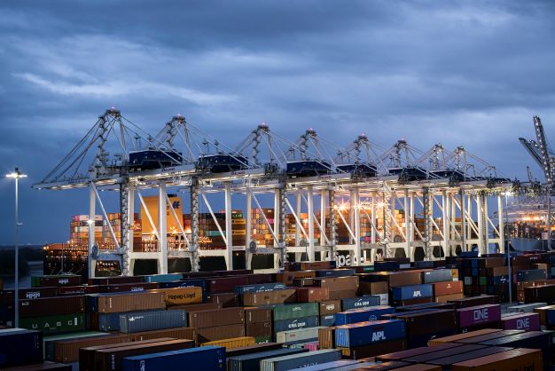 Savannah achieves record container volumes in September